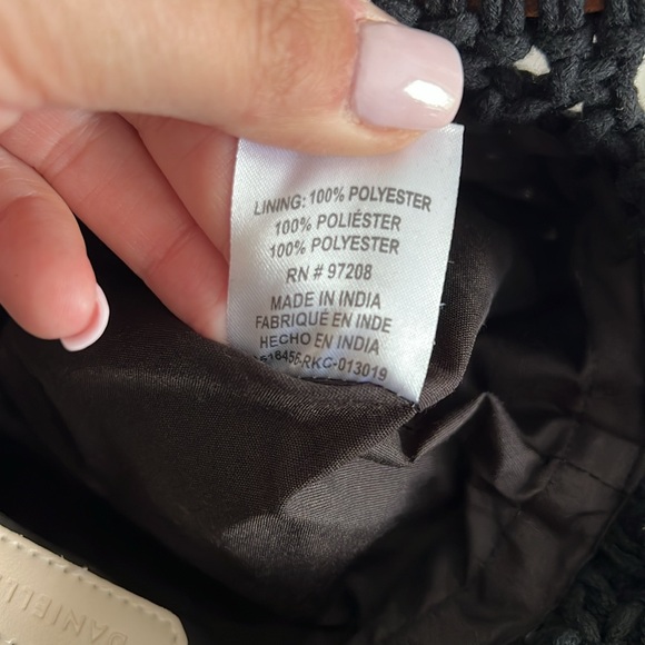 NEW- Danielle Nicole Macrame Fringe Crossbody Bag - Picture 9 of 10